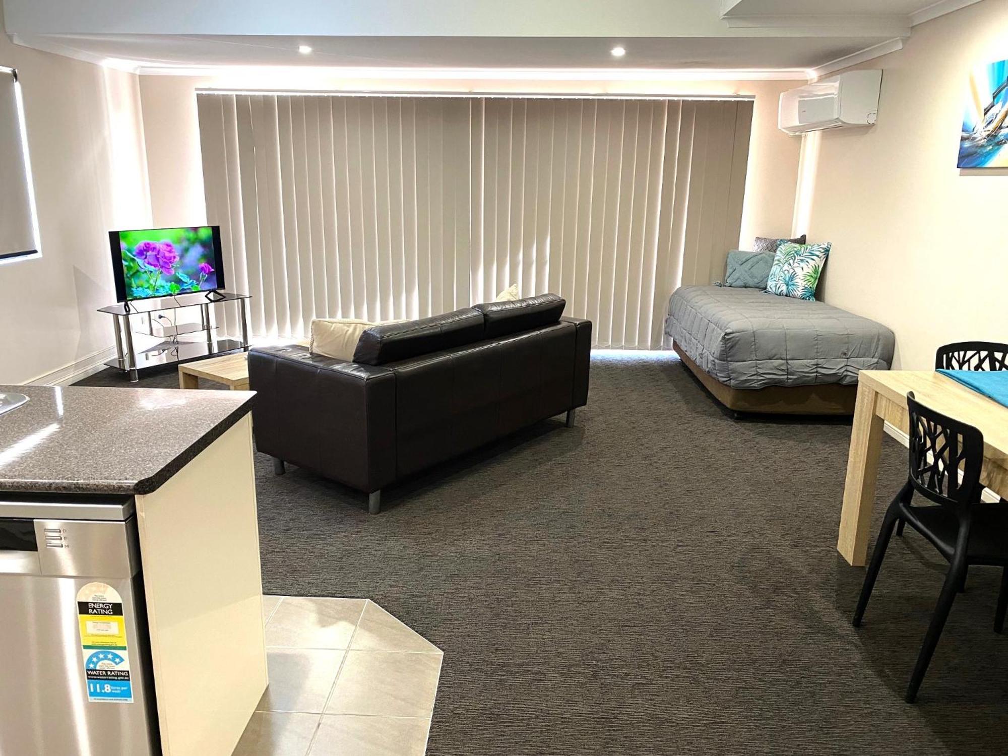 City Ville Apartments And Motel Rockhampton Ruang foto