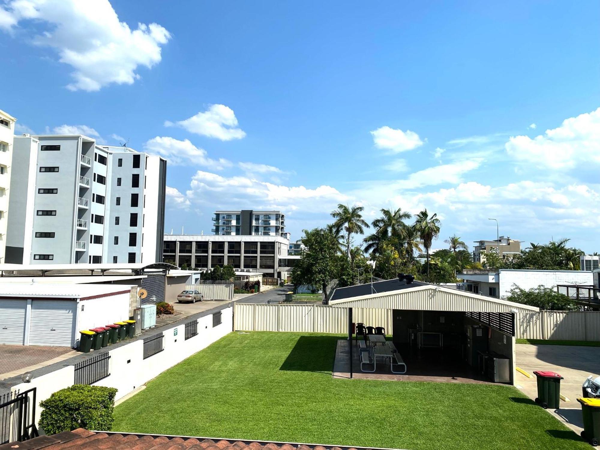 City Ville Apartments And Motel Rockhampton Ruang foto