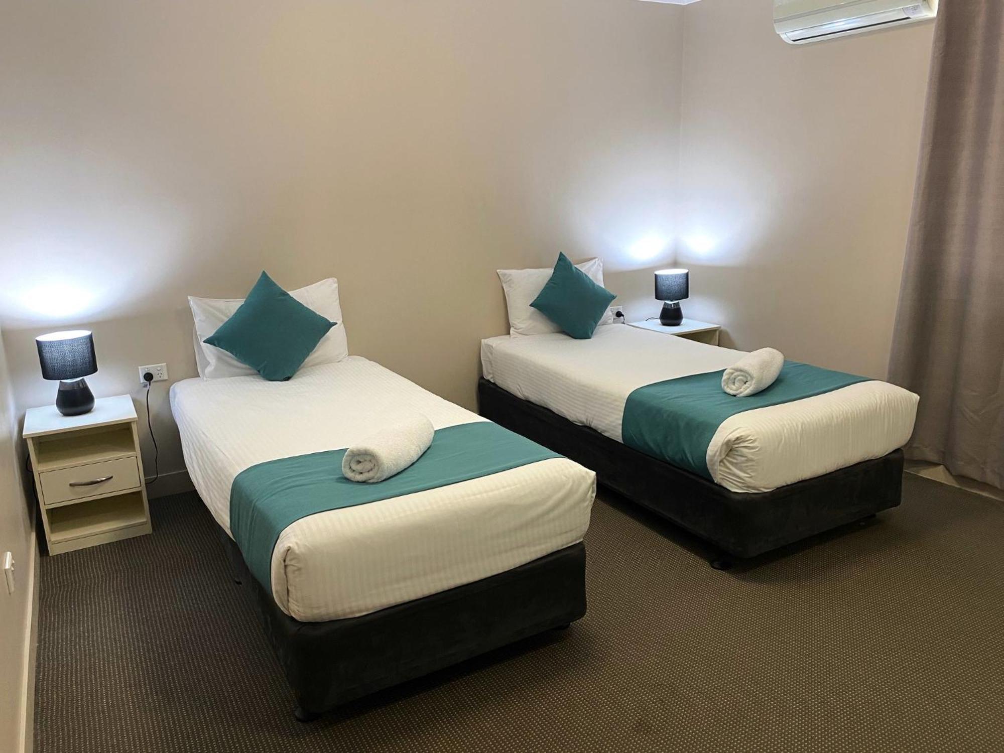 City Ville Apartments And Motel Rockhampton Ruang foto