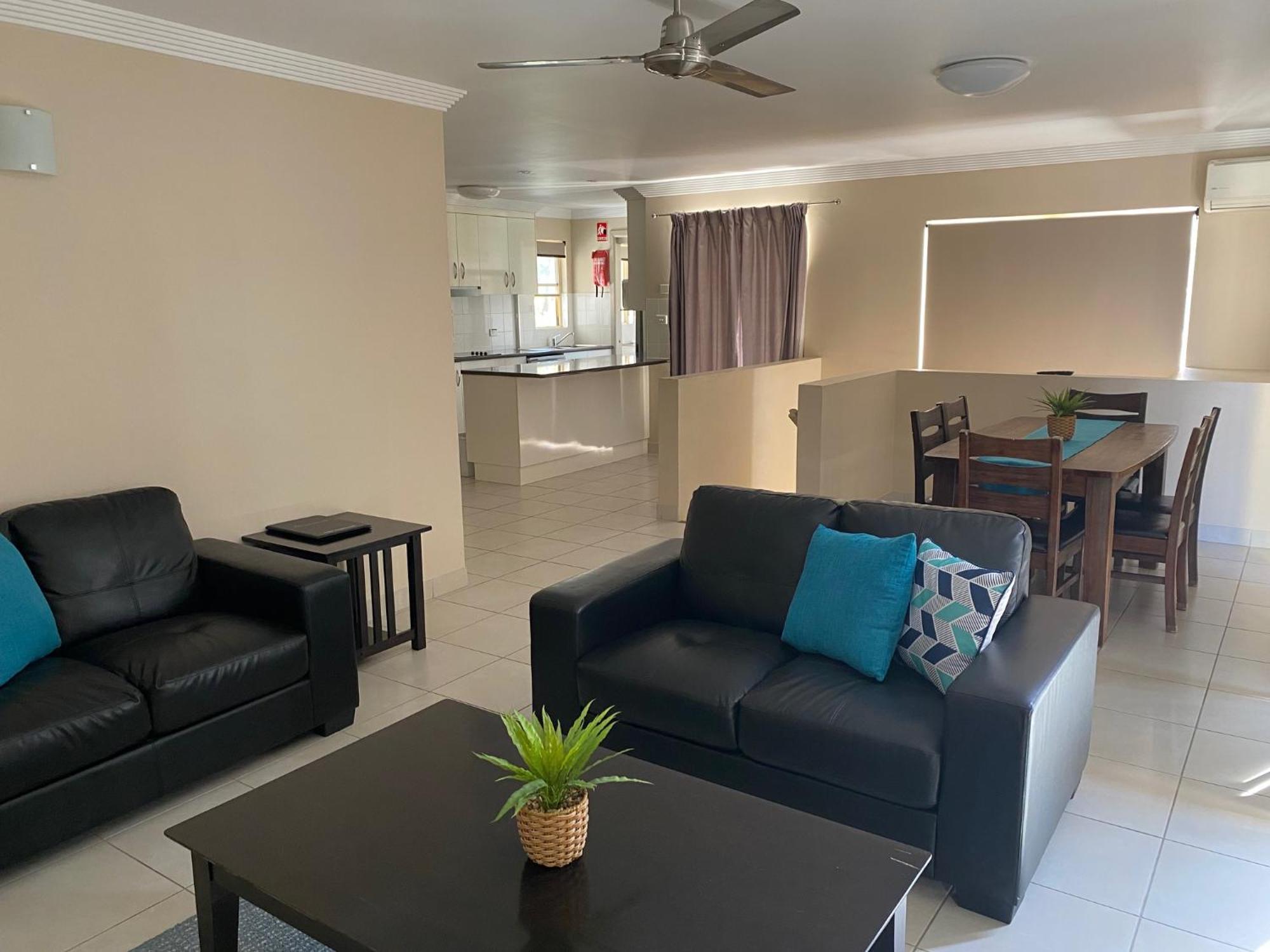 City Ville Apartments And Motel Rockhampton Ruang foto