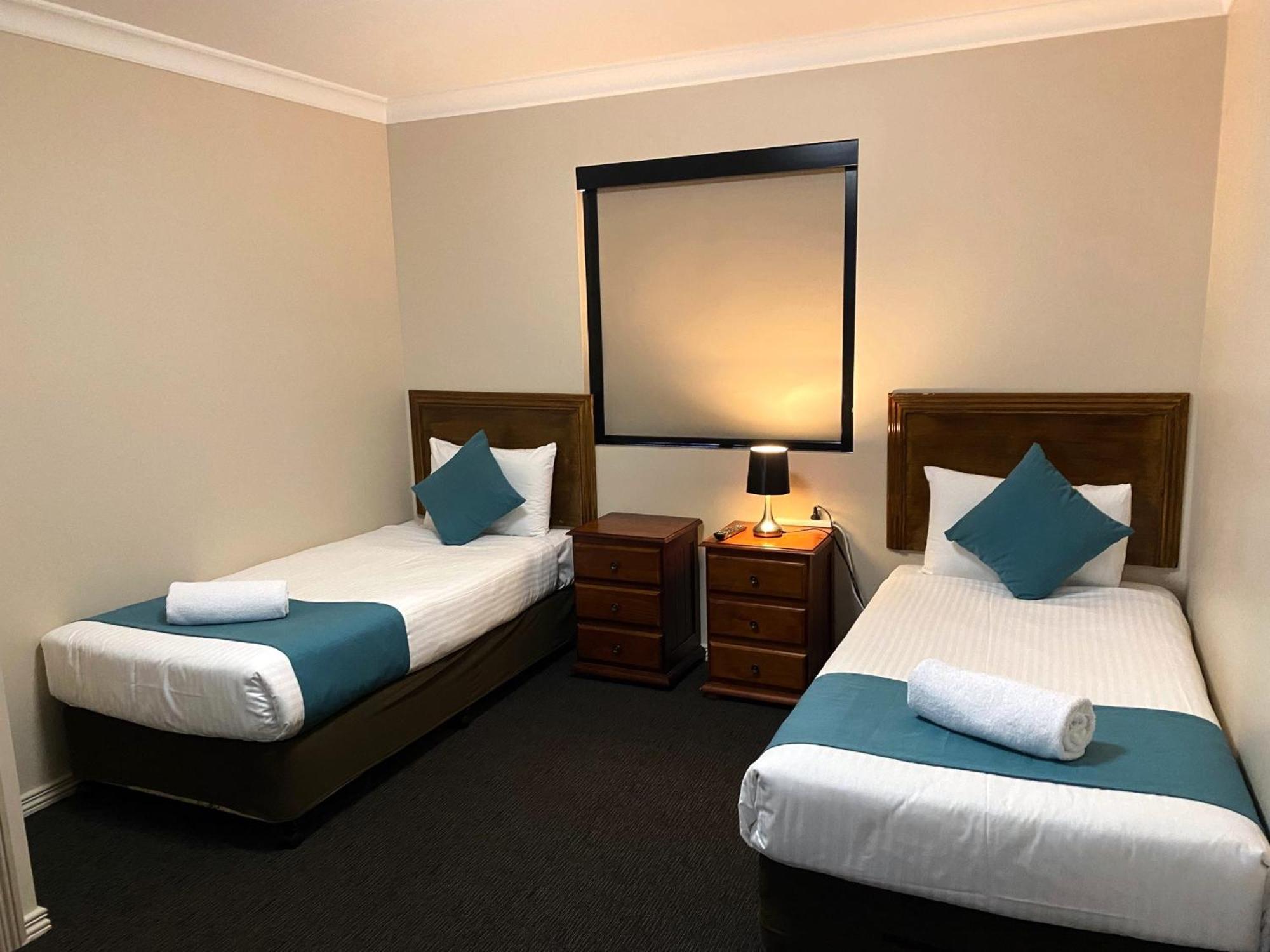 City Ville Apartments And Motel Rockhampton Ruang foto