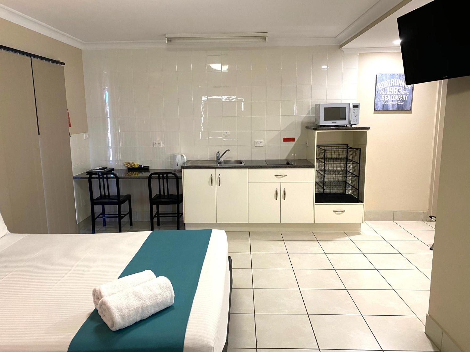 City Ville Apartments And Motel Rockhampton Ruang foto